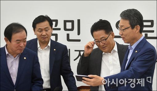 [포토]'사드반대, 필리버스터 잘 하고 있네"