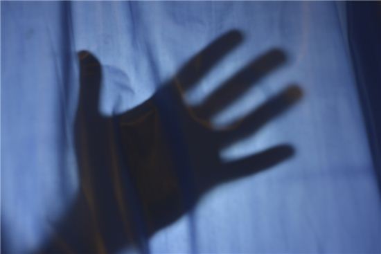 전 여친이 만남 거부하자 감금·성폭행…경찰, 30대男 조사중