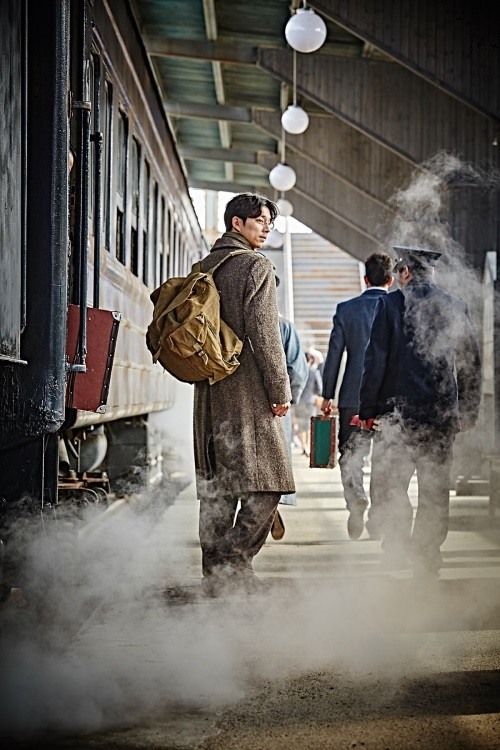 '부산행'은 잊어라…'밀정' 공유, 냉철한 의열단 리더로 변신