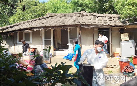 하우징 락 집수리 봉사단