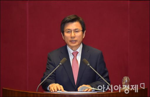 [대정부질문]黃총리 "禹수석, 검찰 통제할 수 없다"