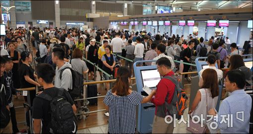 사전등록 없이 자동출입국심사 이용 가능…인천공항서 시범 운영