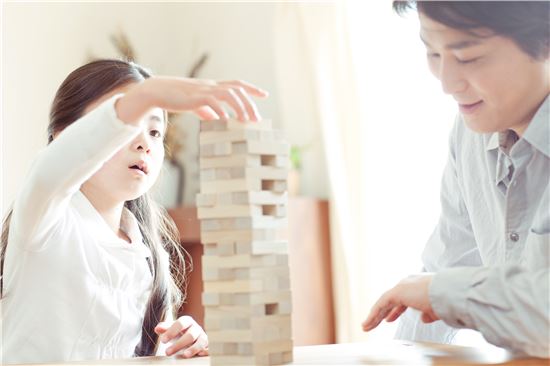 한국사회서 감히…육아휴직 낸 아빠들이 말하는 "뭣이 중헌디?"