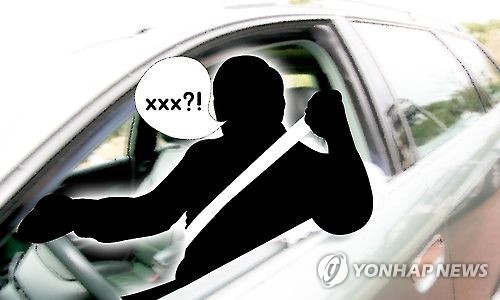  “어딜 끼어들어?”…벤츠·아우디 운전자, 고속도로서 보복운전 이어 주먹다툼