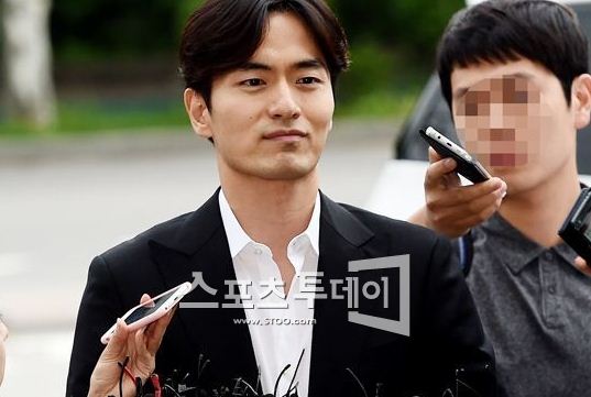 이진욱 고소女, 거짓말탐지기 조사서 ‘거짓’…이진욱은 ‘판독불가’