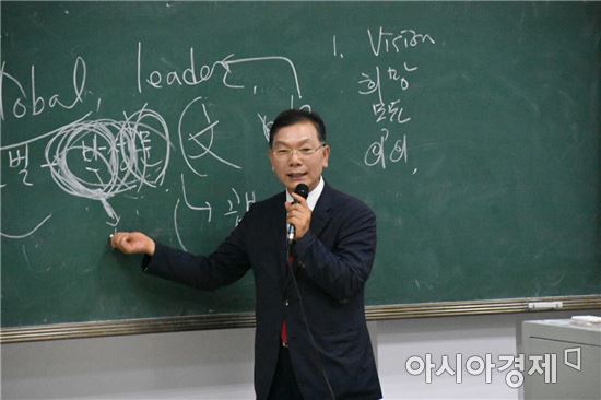 장만채 전남교육감, 연변대학교 방문 특강