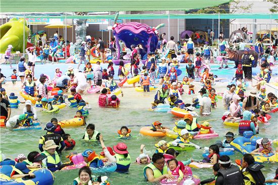 김천 물놀이 사고, 동생 구하려다 형까지…