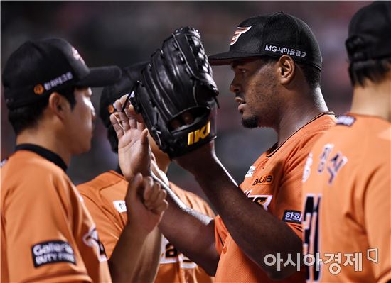 [포토]카스티요, '승리 요건 갖췄어'