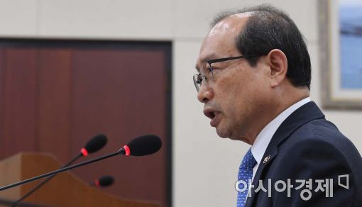 [포토]국방위 참석한 장명진 방위사업청장 