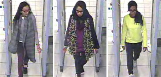 지난해 IS에 가담하기 위해 시리아로 향했던 영국 세 소녀 중 맨 왼쪽이 카디자 술타나. 