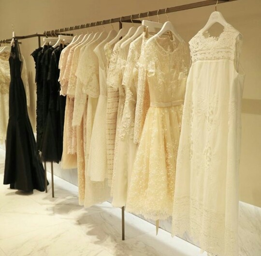 롯데百 공유경제 사업 '패션렌탈숍', "빌리는 것도 비싸네요"