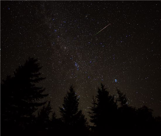 ▲2016년 8월12일 관측된 페르세우스 유성.[사진제공=NASA]