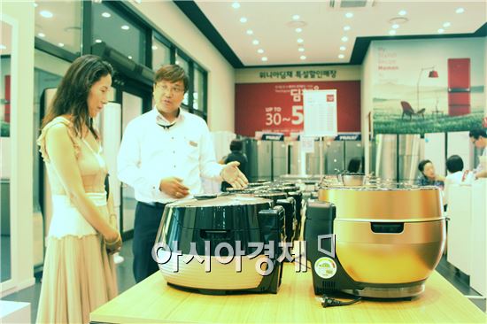 대유위니아, 롯데 프리미엄 아울렛 파주점 입점 