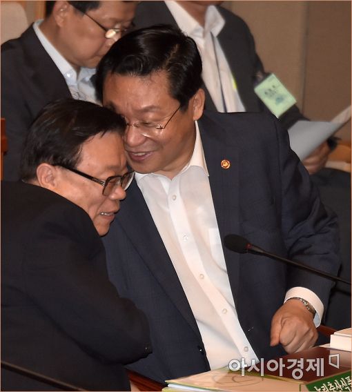 [포토]"그동안 수고하셨습니다"