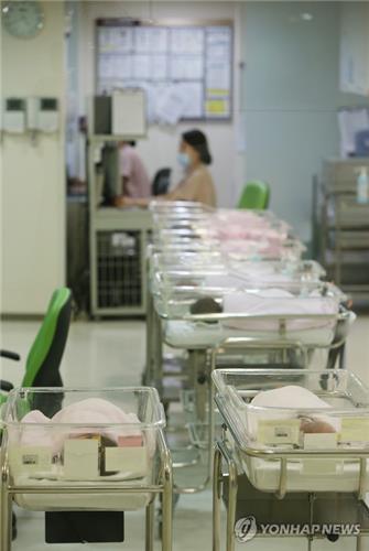 청주서 네 쌍둥이가 태어났다…이름은 ‘우리 대한 민국 만세’?