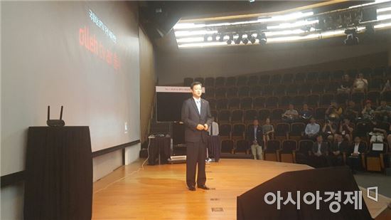 KT, IPTV 무선으로 연결…"설치기사 없이 이동 가능"(종합)