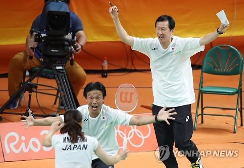 [리우올림픽] 박주봉 감독이 이끄는 일본 배드민턴, 여자복식서 金 '일 냈다'