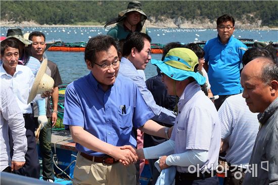 이낙연 전남지사,“적조 소멸될 때까지 총력 대응”당부