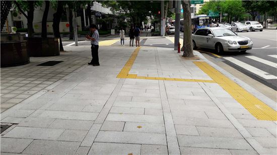 김영종 종로구청장, 걷기 편한 보행 환경 조성한 이유? 