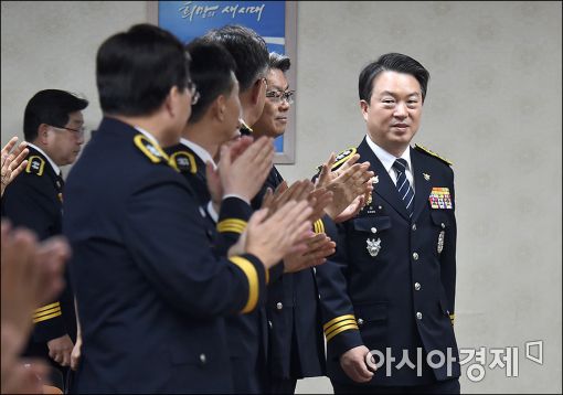[포토]강신명 경찰청장 이임식