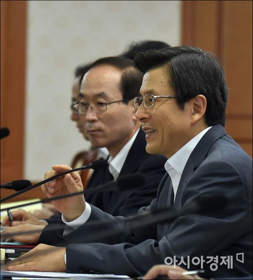 [포토]발언하는 황교안 총리