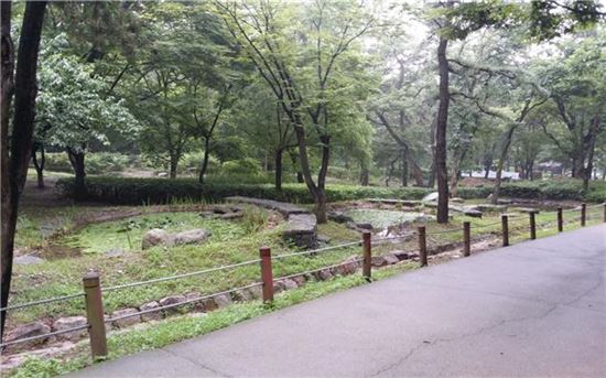 효창공원 내부 