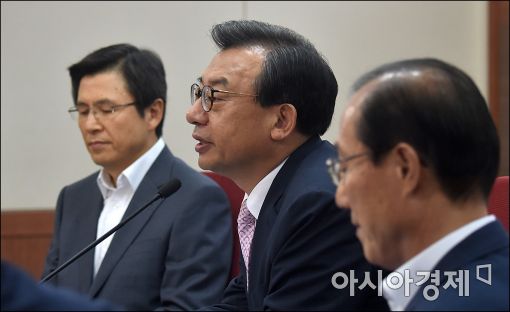 [포토]발언하는 이정현 대표