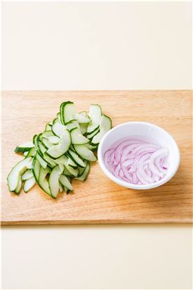 「오늘의 레시피」오징어 오이냉채