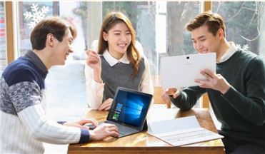 "윈도우+키보드 삼성, '갤럭시 탭프로 S2' 내놓는다"