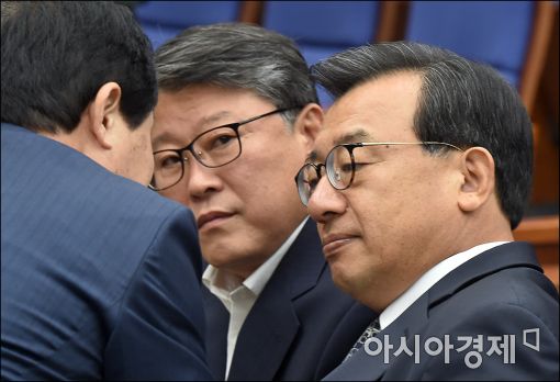 [포토]심각한 새누리당