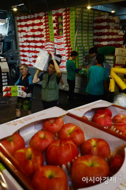 [포토]추석 앞두고 분주한 가락시장 