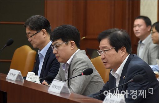 김영석 해수부 장관 "한진 법정관리, 착잡하고 송구스럽다" 