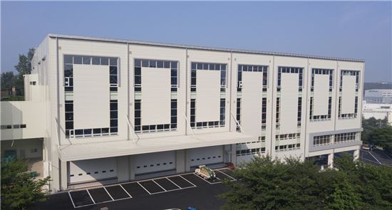 경기도 용인 현대리바트 본사 내 통합물류센터(사진=현대리바트 제공)
