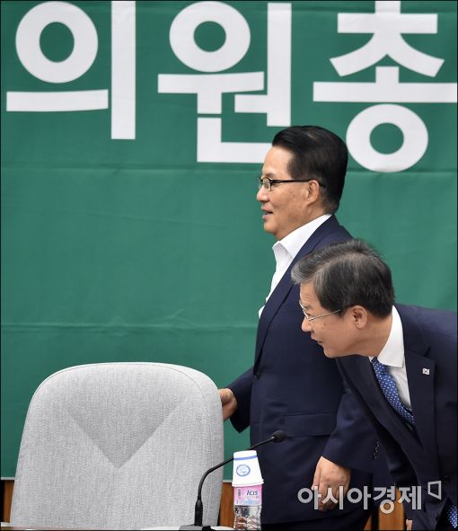 [포토]의원총회 참석하는 박지원·천정배