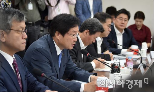 [포토]발언하는 김영석 해수부 장관