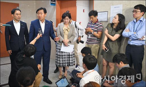[포토]국민의당, 서별관청문회 관련 기자회견