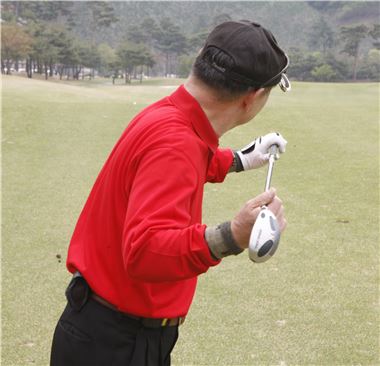 골프에서 올바른 에이밍과 얼라인먼트는 좋은 성적으로 직결된다.