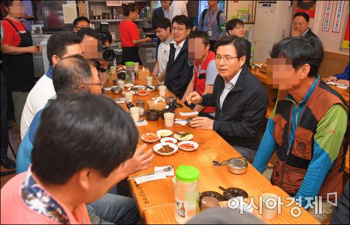 황 총리 "임금체불 근로감독 강화"…새벽인력시장 방문(종합)