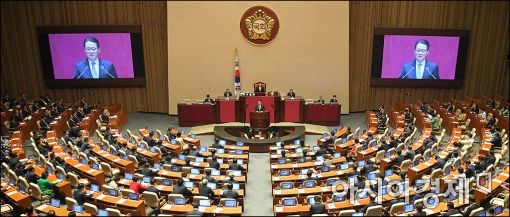 [포토]박지원, 교섭단체대표 연설