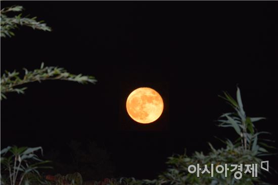 <성인봉에서 바라본 보름달. 사진=담양군>