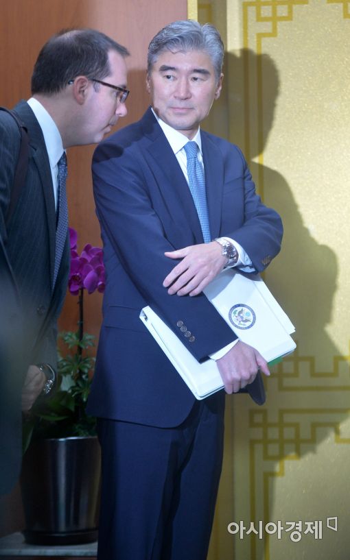 [포토]외교부 도착한 성 김 미 국무부 대북정책 특별대표