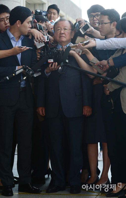 [포토]강만수 "평생 조국을 위해 일했다" 