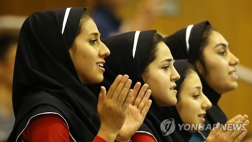 이란 언론 "다음 달 월드컵 이란전서 한국여성 히잡 써야"