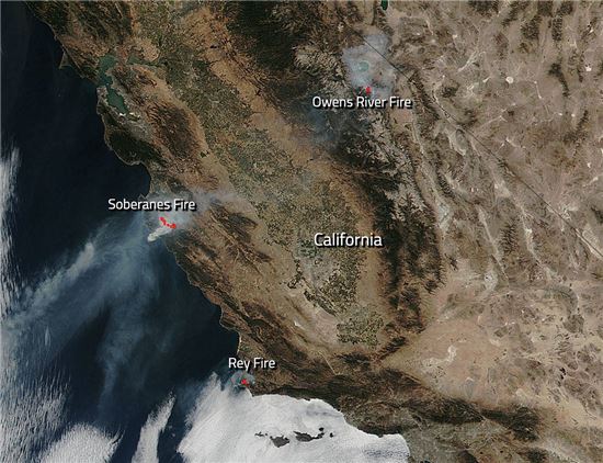 ▲위성이 관측한 캘리포니아 산불.[사진제공=NASA]