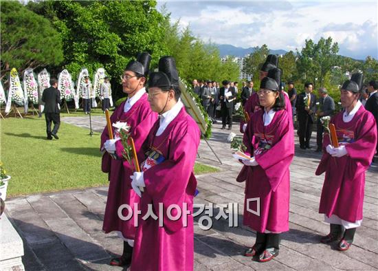 제419주년 만인의사 순의제향 26일 거행 