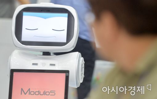 [포토]마음을 전하는 감성 로봇