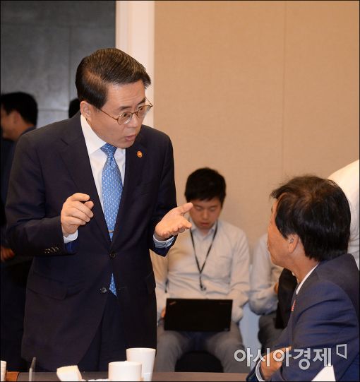 [포토]국회 찾은 김재수 농림부 장관