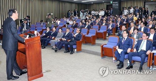 與, 심야 의총 개최…정 의장 형사고발·직무정지 추진(종합)