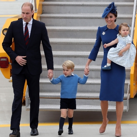 영국 윌리엄 왕세손과 케이트 미들턴 왕세손빈 가족. 사진=켄싱턴궁 트위터 캡쳐