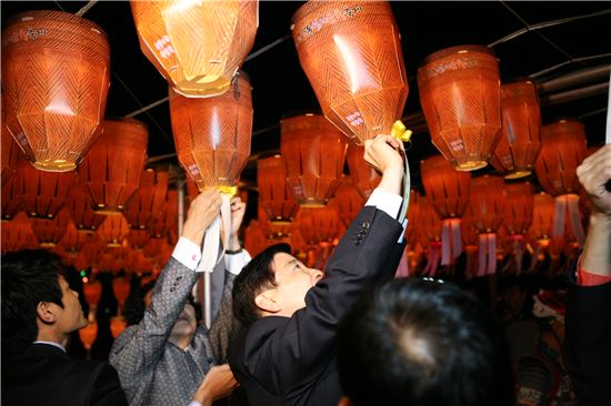 선사시대로의 시간여행...21회 강동선사문화축제 열려 